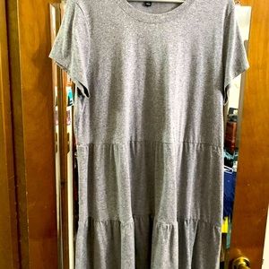 Gray soft short sleeve dress size XXL